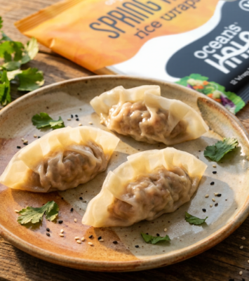 rice paper dumplings on a plate